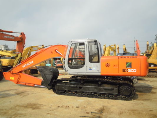 6.5L স্থানচ্যুতি জাপান হিটাচি EX200-5 ব্যবহৃত ক্রলারের খননকারী সরবরাহকারী