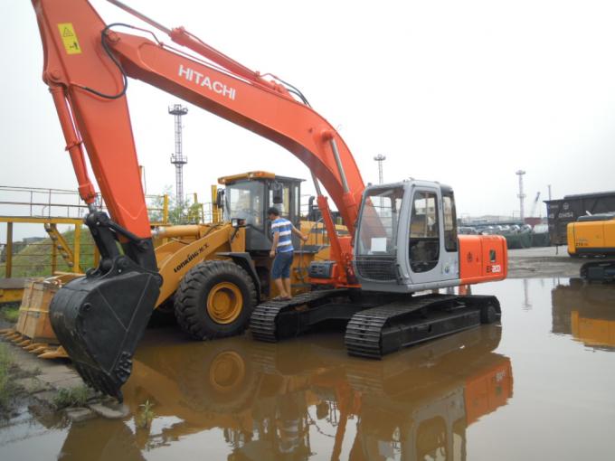 98.4Kw 5680 মিমি বুম দৈর্ঘ্য EX200-5 2000 বর্ষ ব্যবহৃত হিটাচি খননকারীর 0