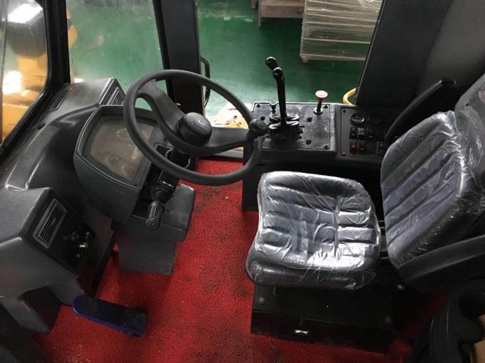 ২০০৮ বর্ষের Liugong LG856 কামিন্স ইঞ্জিন ব্যবহৃত ফ্রন্ট এন্ড লোডার 2